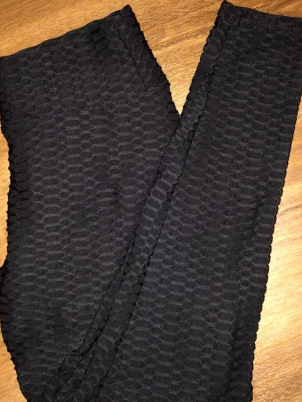 Women’s size large booty shaper textured black leggings